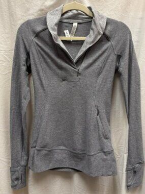 Lululemon Think Fast Pullover. Size 4